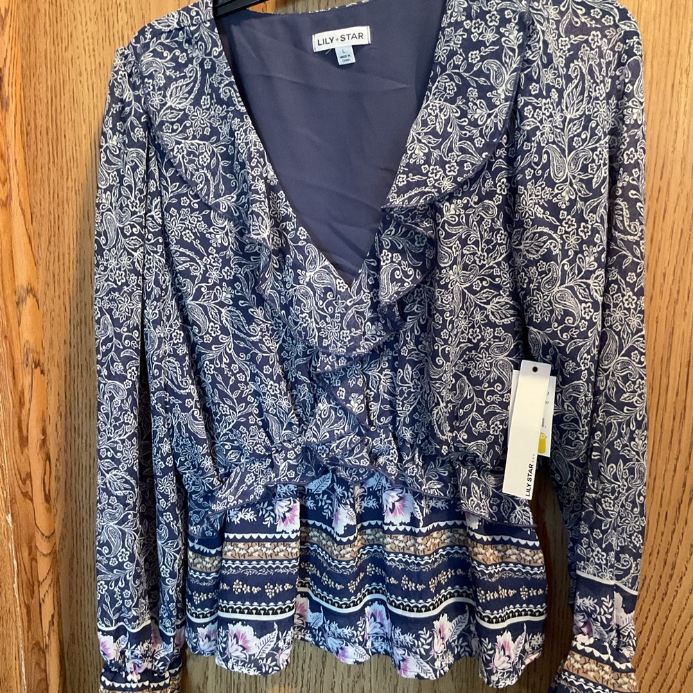 Long sleeve blouse with elastic waist